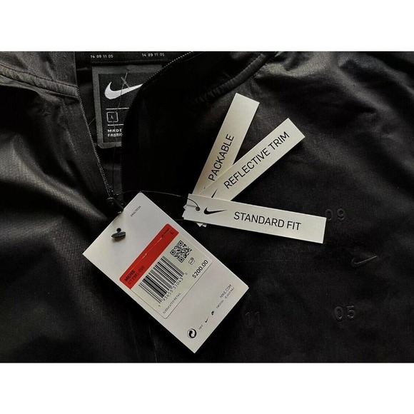 Nike Tech Black Packable Reflective Running Jacket CT2381 Mens Large NEW!!! - Picture 11 of 12